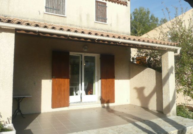 Appartement à Mollans-sur-Ouvèze - SUITE HAMEAU DE PIERREVON Appartement à Mollans-sur-Ouvèze - SUITE HAMEAU DE PIERREVON