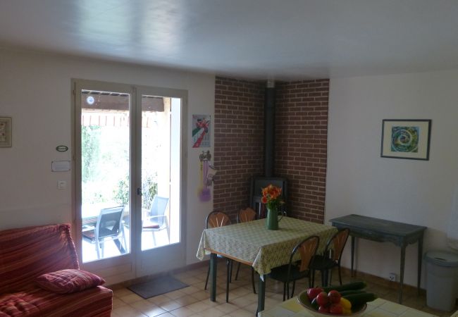 Appartement à Mollans-sur-Ouvèze - SUITE HAMEAU DE PIERREVON Appartement à Mollans-sur-Ouvèze - SUITE HAMEAU DE PIERREVON