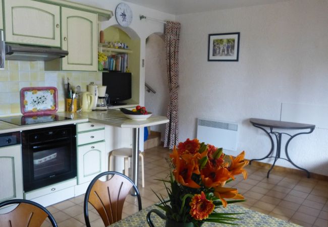 Appartement à Mollans-sur-Ouvèze - SUITE HAMEAU DE PIERREVON Appartement à Mollans-sur-Ouvèze - SUITE HAMEAU DE PIERREVON