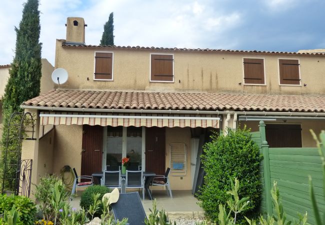 Appartement à Mollans-sur-Ouvèze - SUITE HAMEAU DE PIERREVON Appartement à Mollans-sur-Ouvèze - SUITE HAMEAU DE PIERREVON