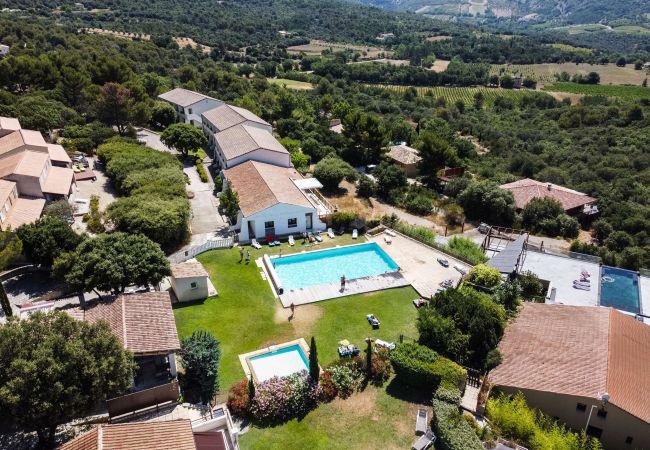 Appartement à Mollans-sur-Ouvèze - SUITE HAMEAU DE PIERREVON Appartement à Mollans-sur-Ouvèze - SUITE HAMEAU DE PIERREVON