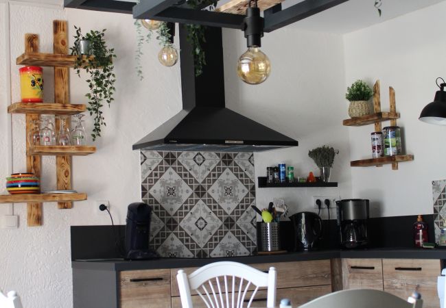 Appartement à Mollans-sur-Ouvèze - SUITE HAMEAU DE PIERREVON Appartement à Mollans-sur-Ouvèze - SUITE HAMEAU DE PIERREVON