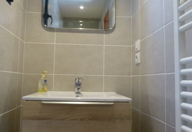 Appartement à Mollans-sur-Ouvèze - MAISON 212 BAS Appartement à Mollans-sur-Ouvèze - MAISON 212 BAS