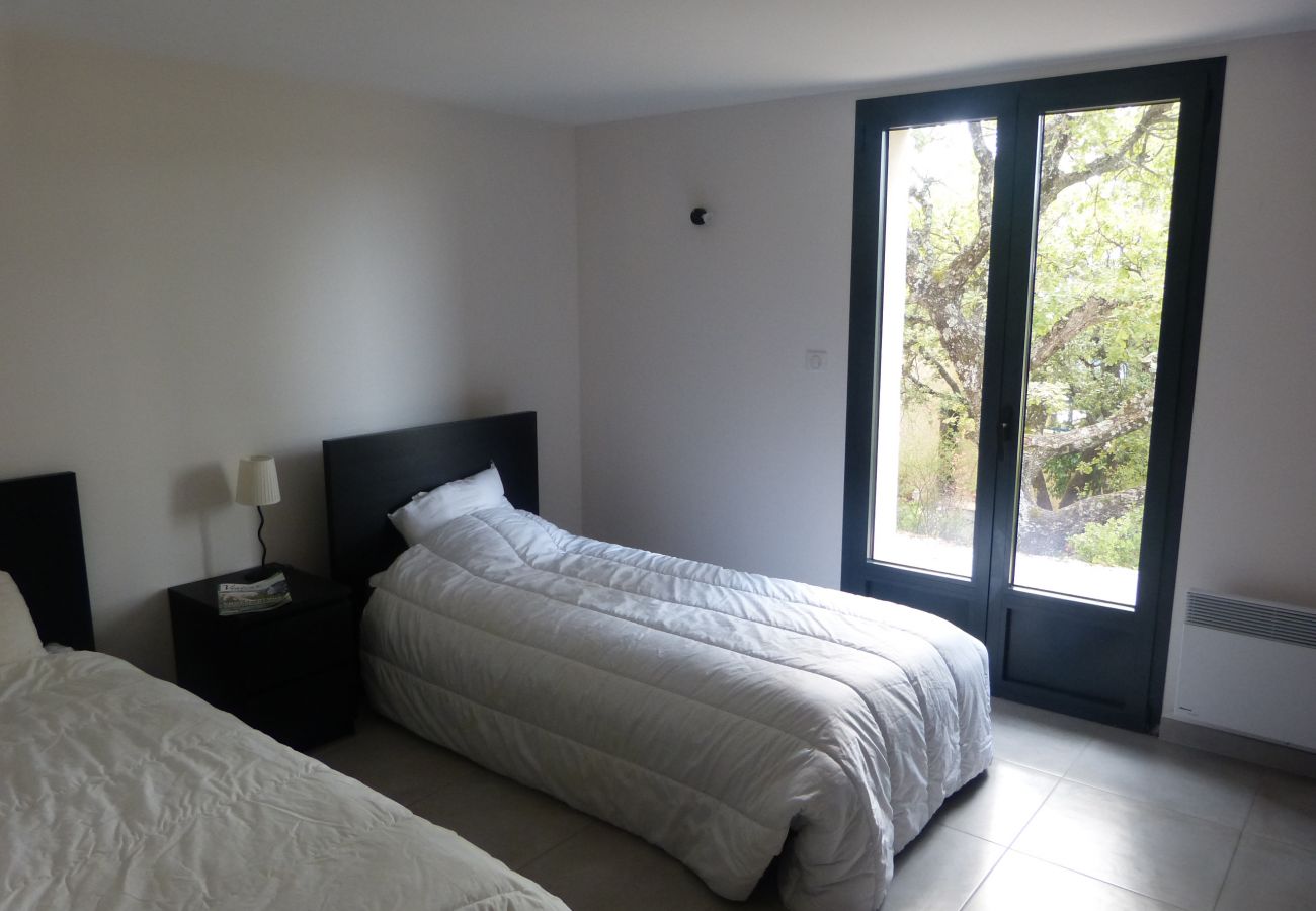 Appartement à Mollans-sur-Ouvèze - MAISON 212 BAS Appartement à Mollans-sur-Ouvèze - MAISON 212 BAS
