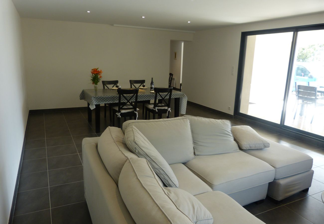 Appartement à Mollans-sur-Ouvèze - MAISON 212 BAS Appartement à Mollans-sur-Ouvèze - MAISON 212 BAS