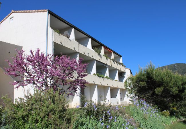  à Mollans-sur-Ouvèze - STUDOTEL HAMEAU DE  PIERREVON