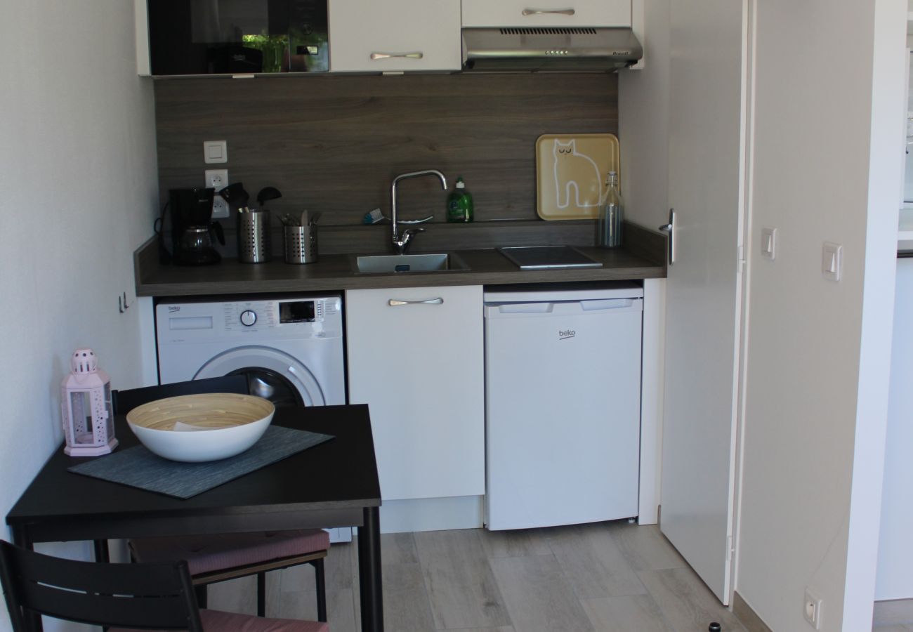 Studio à Mollans-sur-Ouvèze - Studio 433 pour 2 personnes Studio à Mollans-sur-Ouvèze - Studio 433 pour 2 personnes