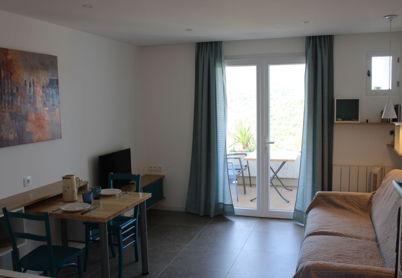 Studio à Mollans-sur-Ouvèze - Studio équipé 2 personnes 409 Studio à Mollans-sur-Ouvèze - Studio équipé 2 personnes 409