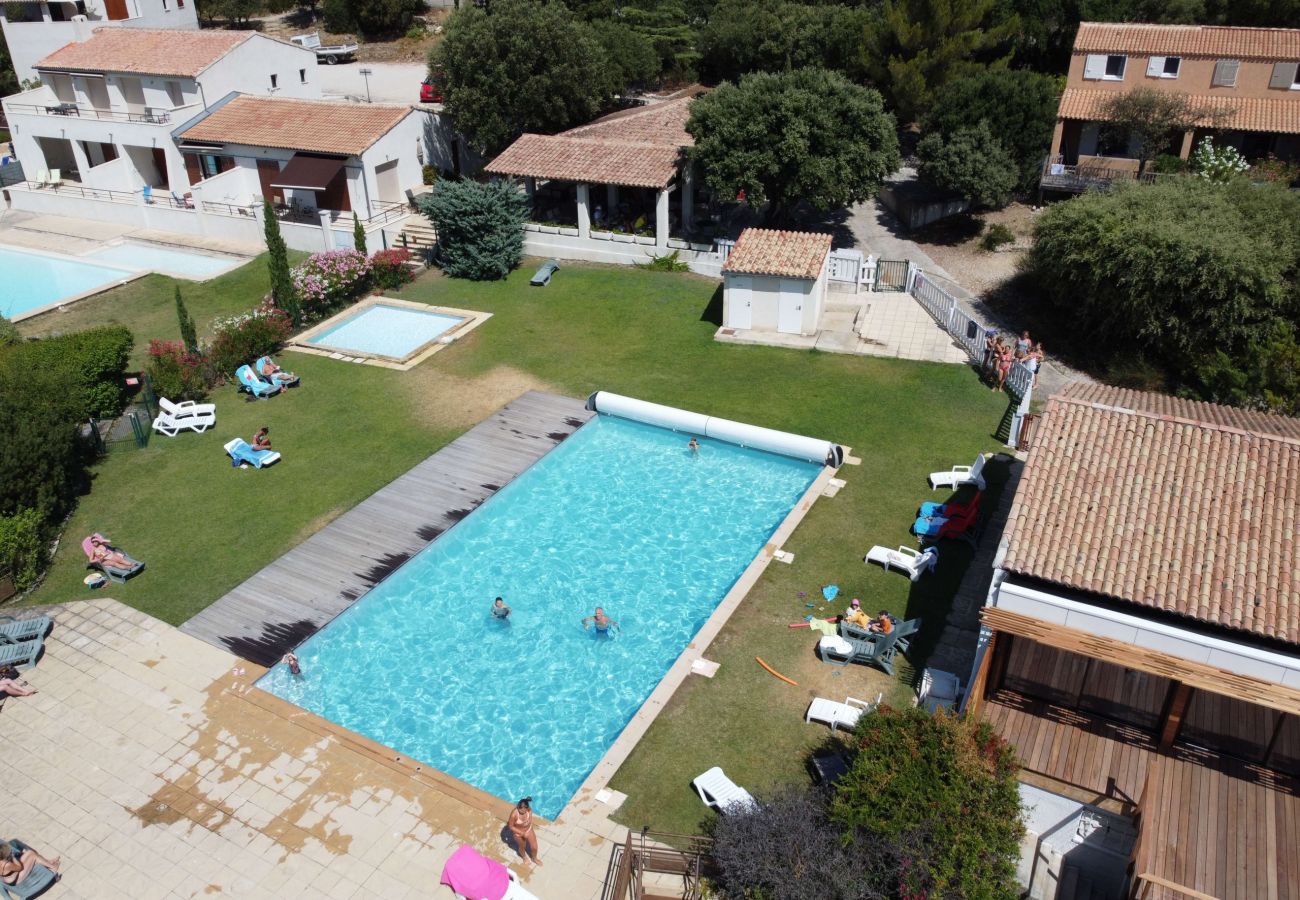 Studio à Mollans-sur-Ouvèze - Studio équipé 2 personnes 409 Studio à Mollans-sur-Ouvèze - Studio équipé 2 personnes 409