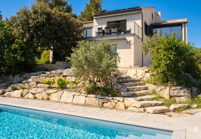 Maison à Mollans-sur-Ouvèze - Le balcon du Ventoux avec piscine privée